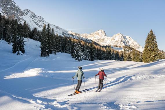 Escursione sugli sci fino alla ski area Val Comelico e retour